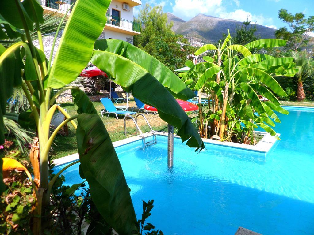 Hotel Belle Vue Dhërmi Kültér fotó