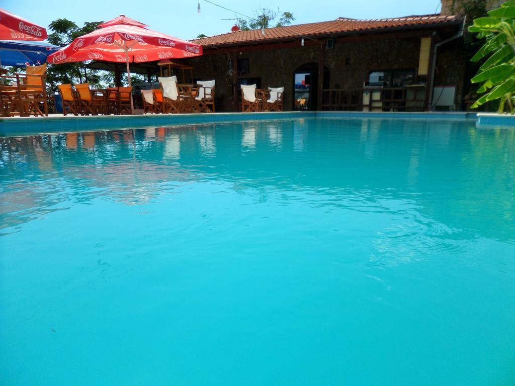 Hotel Belle Vue Dhërmi Kültér fotó