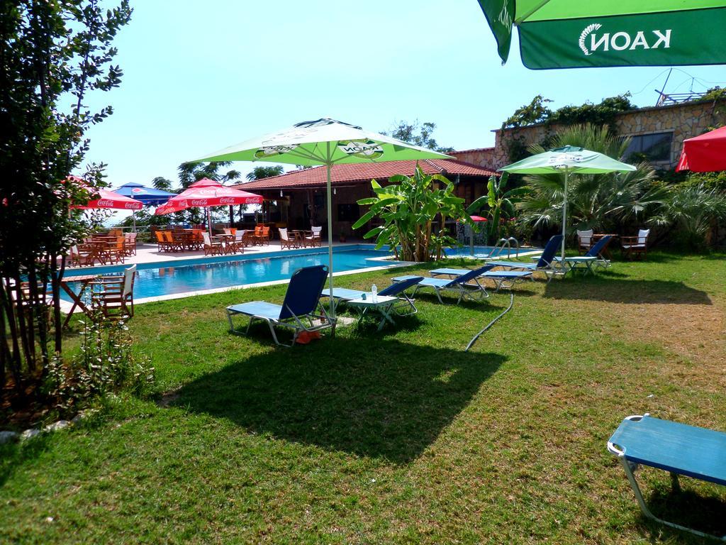 Hotel Belle Vue Dhërmi Kültér fotó