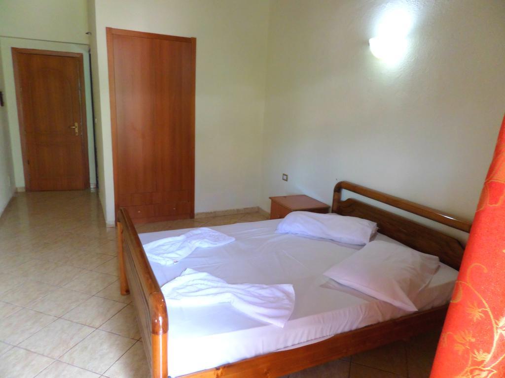 Hotel Belle Vue Dhërmi Szoba fotó