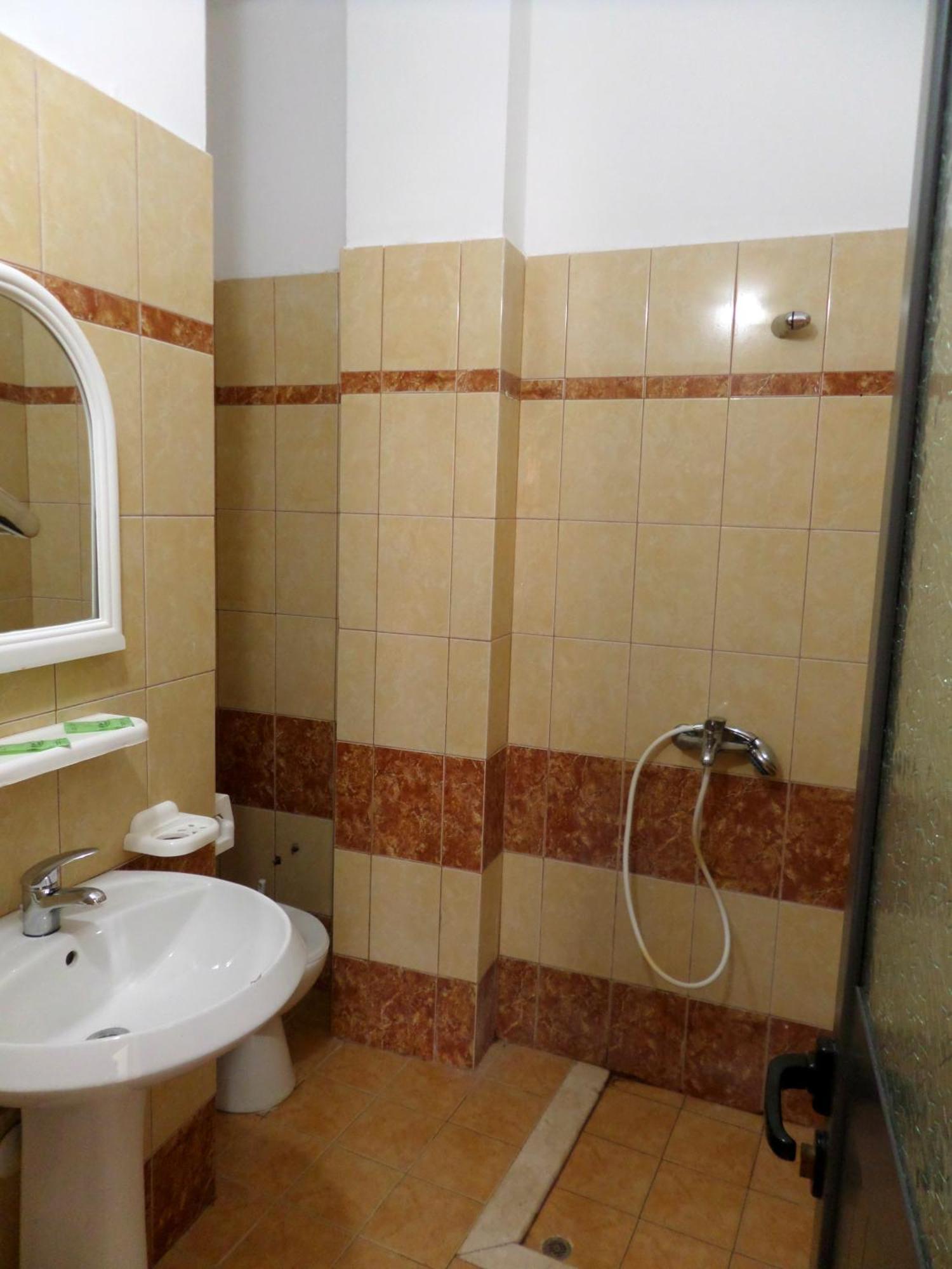 Hotel Belle Vue Dhërmi Kültér fotó