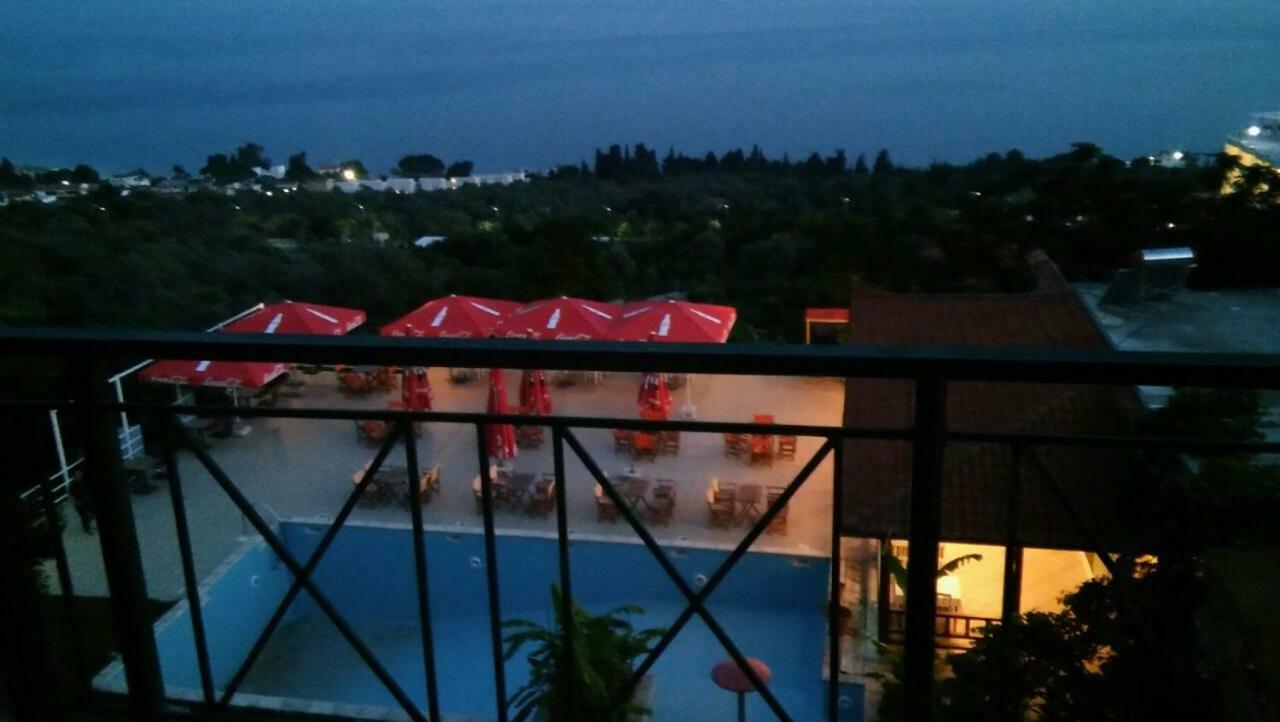 Hotel Belle Vue Dhërmi Kültér fotó