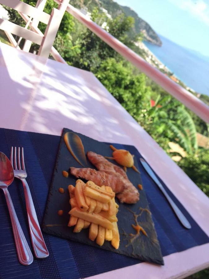 Hotel Belle Vue Dhërmi Kültér fotó